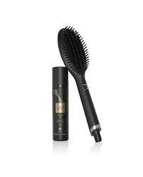 Power Dúo ghd: Cepillo Alisador y Spray Esencial
