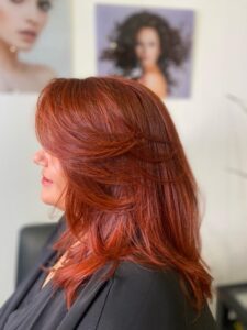 Color y corte con protección e hidratación de Metal Detox de loreal